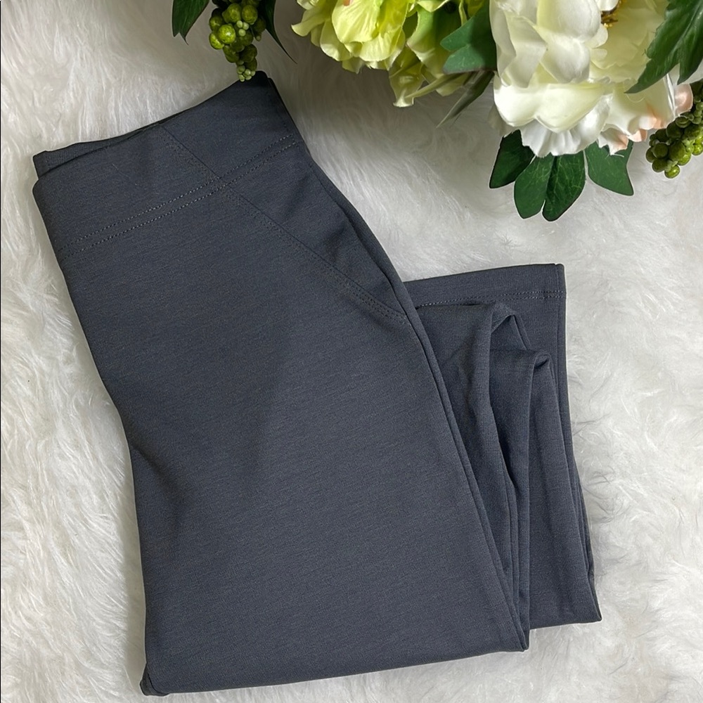 Women with Control Petite Ponte di Roma Knit Boot Cut Pants